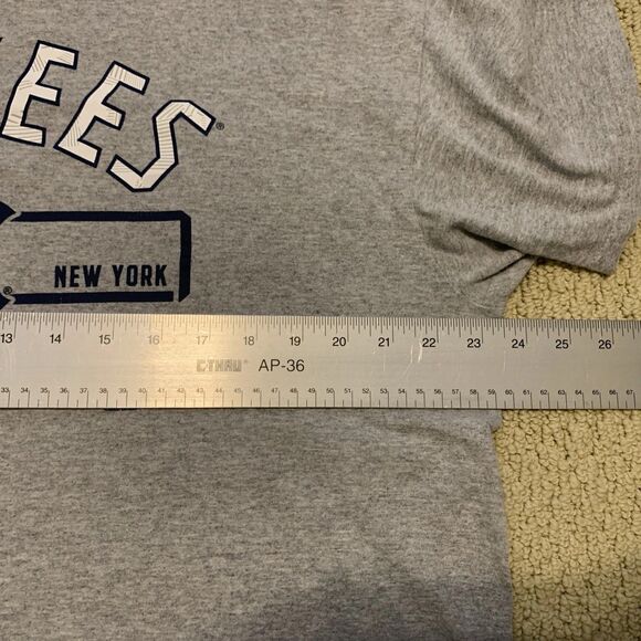 New York Yankees Baseball T-Shirt Gray Mens XL Genuine Merchandise MLB - Picture 5 of 8